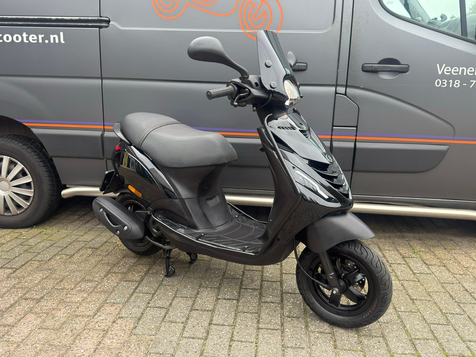 Piaggio Zip E4 Zwart- 45KM| Eerste eigenaar|16475km|Brom, Fietsen en Brommers, Ophalen, Gebruikt, Maximaal 45 km/u, Zip