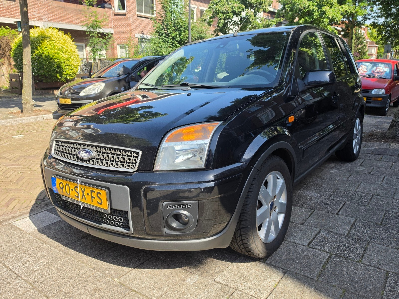 Ford Fusion 1.4 16V - Airco - APK 02/27 - Rijdt goed!, Auto's, Ford, Voorwielaandrijving, 40 €/maand, Zwart, Elektrische ramen