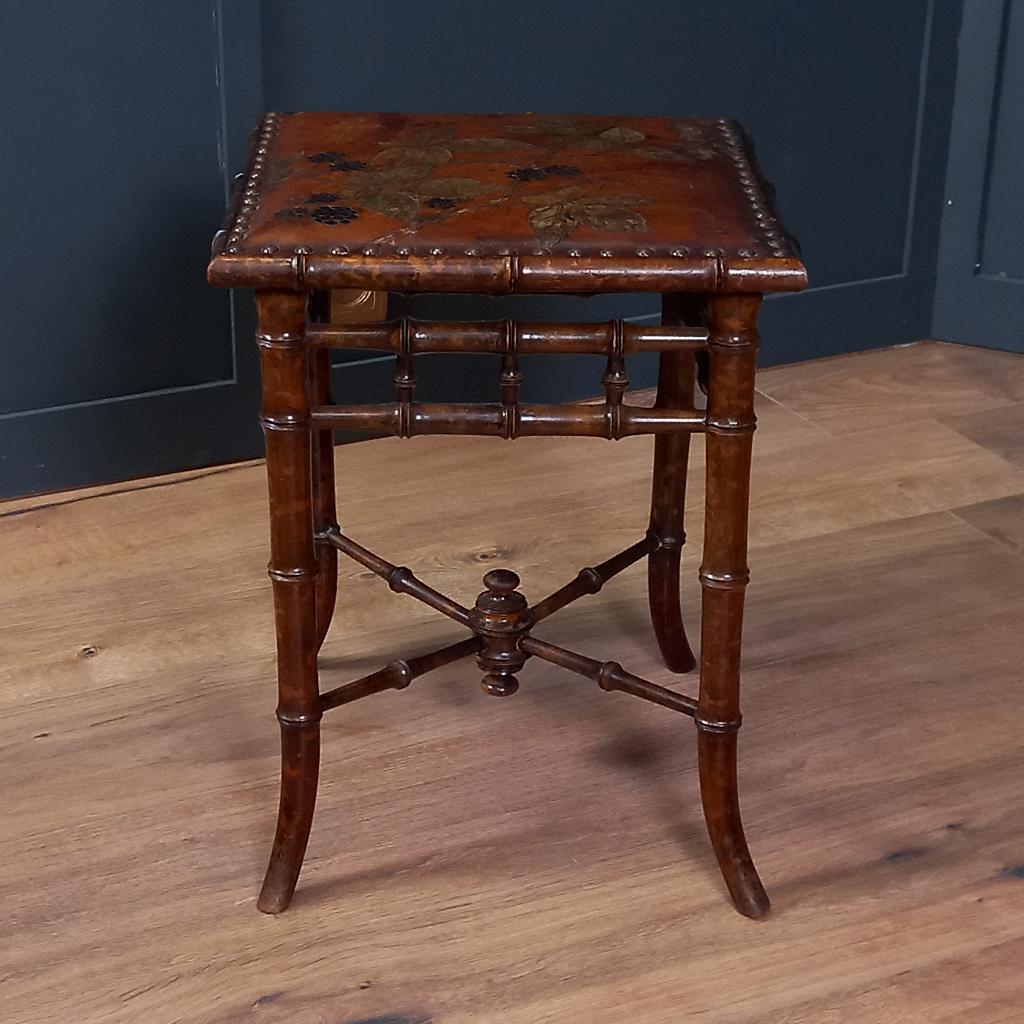 Prachtig Jugendstil krukje van George Hulbe, Antiek en Kunst, Antiek | Meubels | Stoelen en Banken, Ophalen of Verzenden