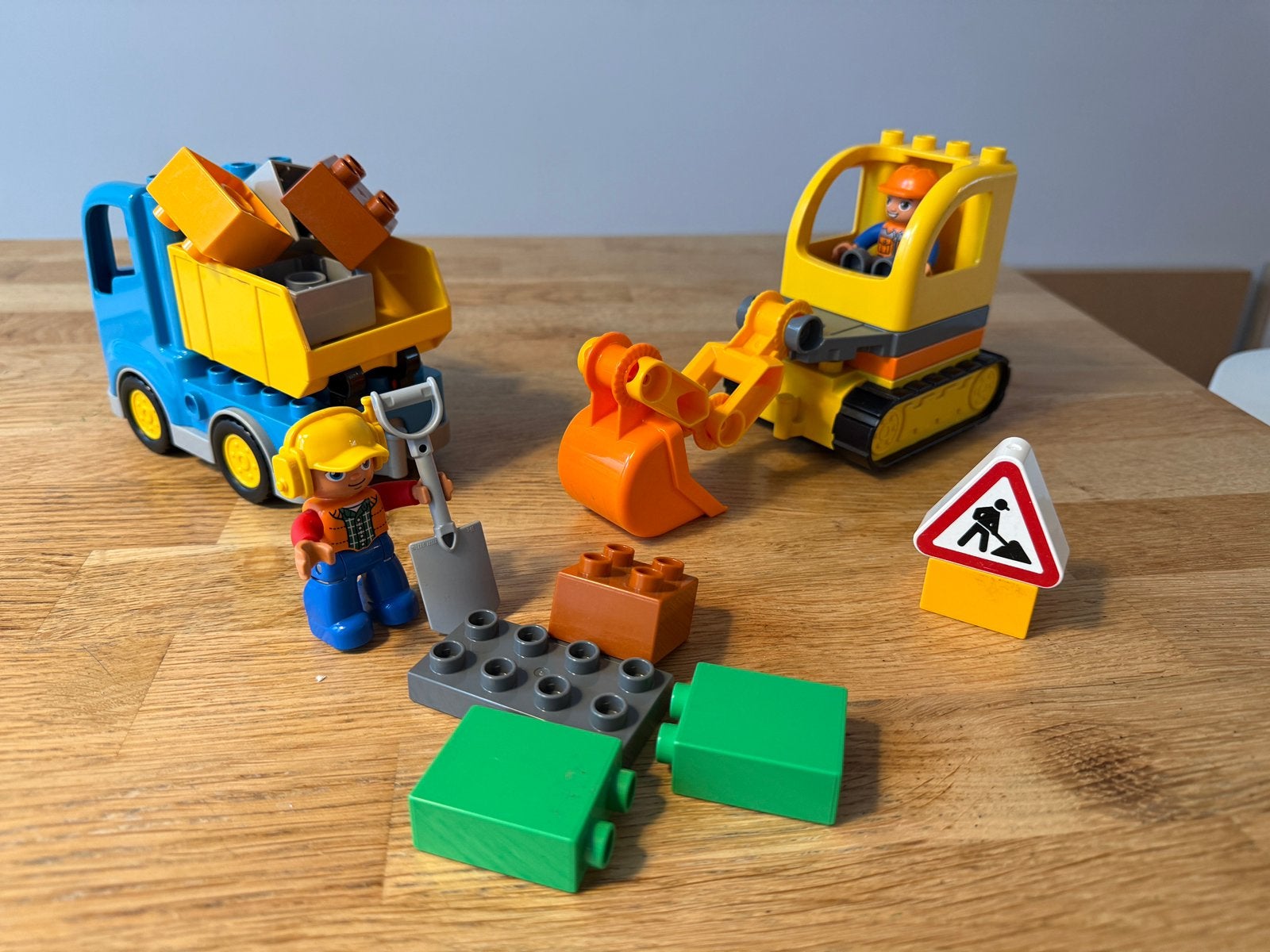 LEGO DUPLO Rupsband-graafmachine - 10812, Ophalen of Verzenden, Zo goed als nieuw, Duplo
