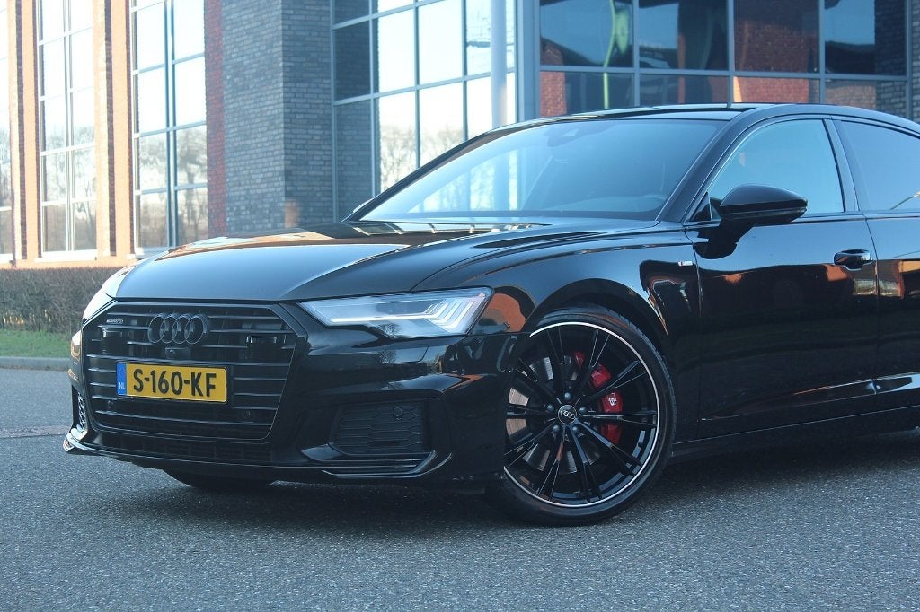 Audi A6 55 TFSIe Comp. 367pk | S-Line | Pano | 21" | B&O, Auto's, Audi, Automaat, Zwart, Zwart, Plug-in hybride