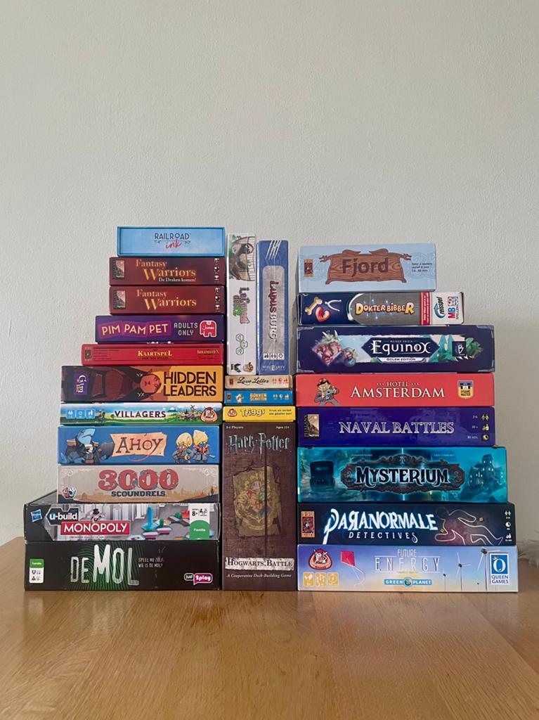 Verschillende Bordspellen (o.a. Mysterium, Hogwarts Battle), Ophalen of Verzenden, Zo goed als nieuw, Reisspel