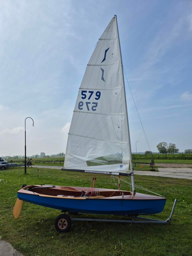 Solo klasse NED 579, Watersport en Boten, Open zeilboten, Solo, Hout, Ophalen
