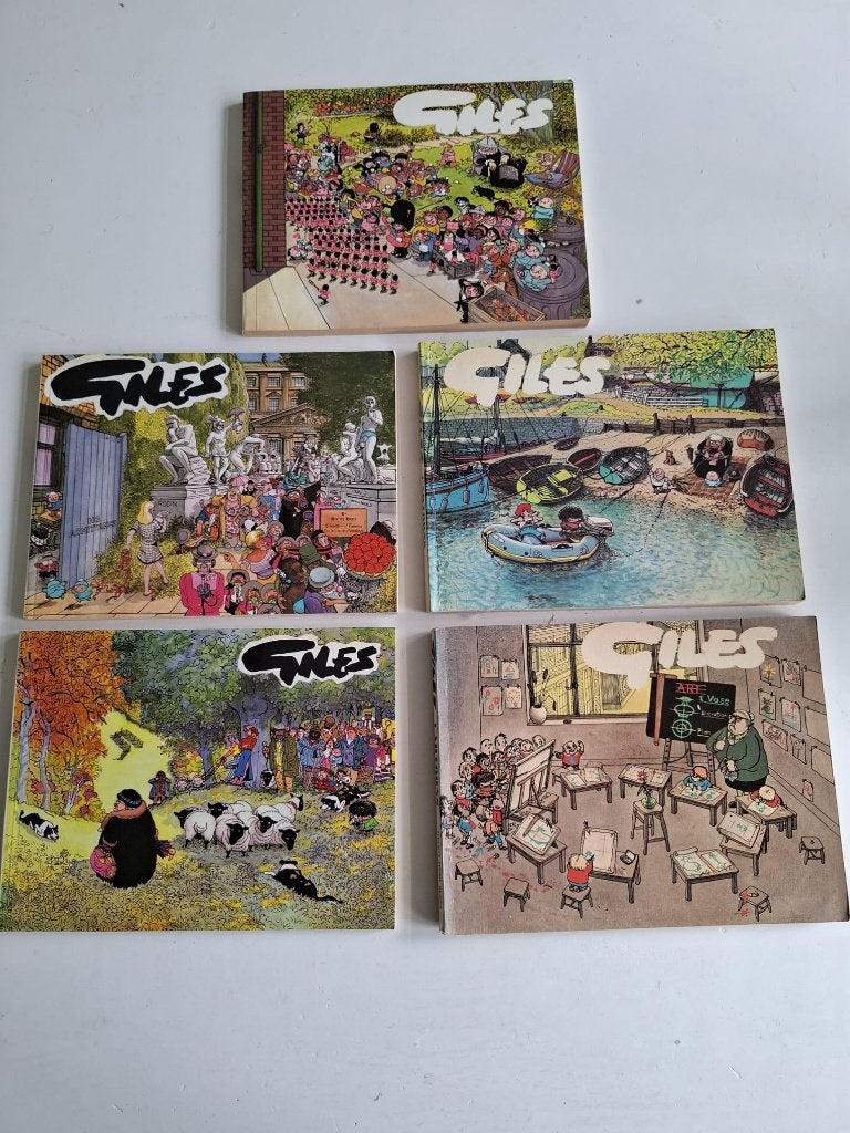 Giles Cartoons, Eén stripboek, Ophalen of Verzenden, Gelezen, Giles