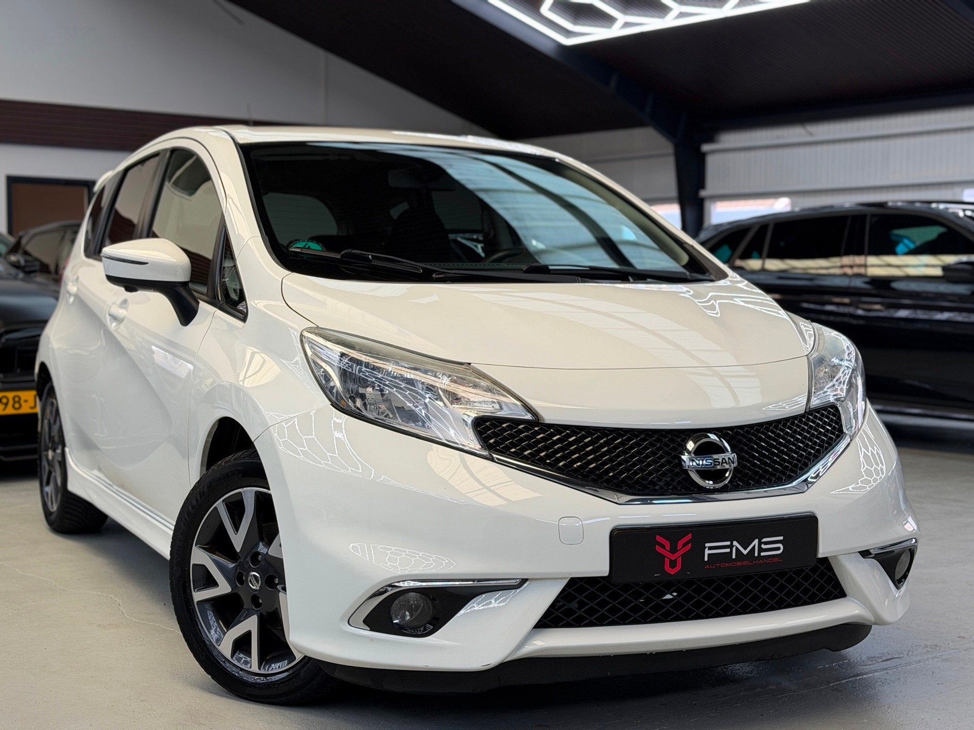 Nissan Note 1.2 DIG-S Connect Edition Bluetooth, Auto's, Voorwielaandrijving, Stof, Gebruikt, Zwart