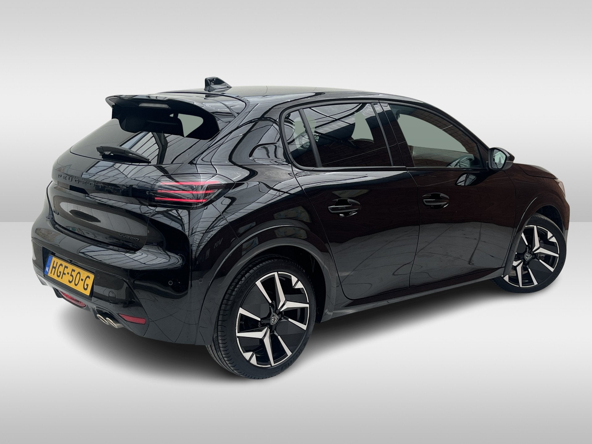 Peugeot 208 Hybrid 145 e-DCS6 GT | Keyless | Camera voor + a, Gebruikt, Euro 6, 1199 cc, Leder en Stof