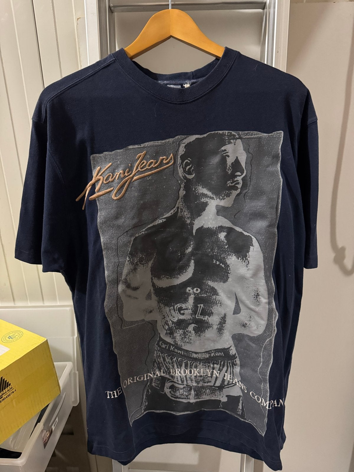 Vintage Karl Kani Jeans T-shirt 2Pac Tupac, Ophalen of Verzenden, Gedragen, Maat 52/54 (L), Blauw