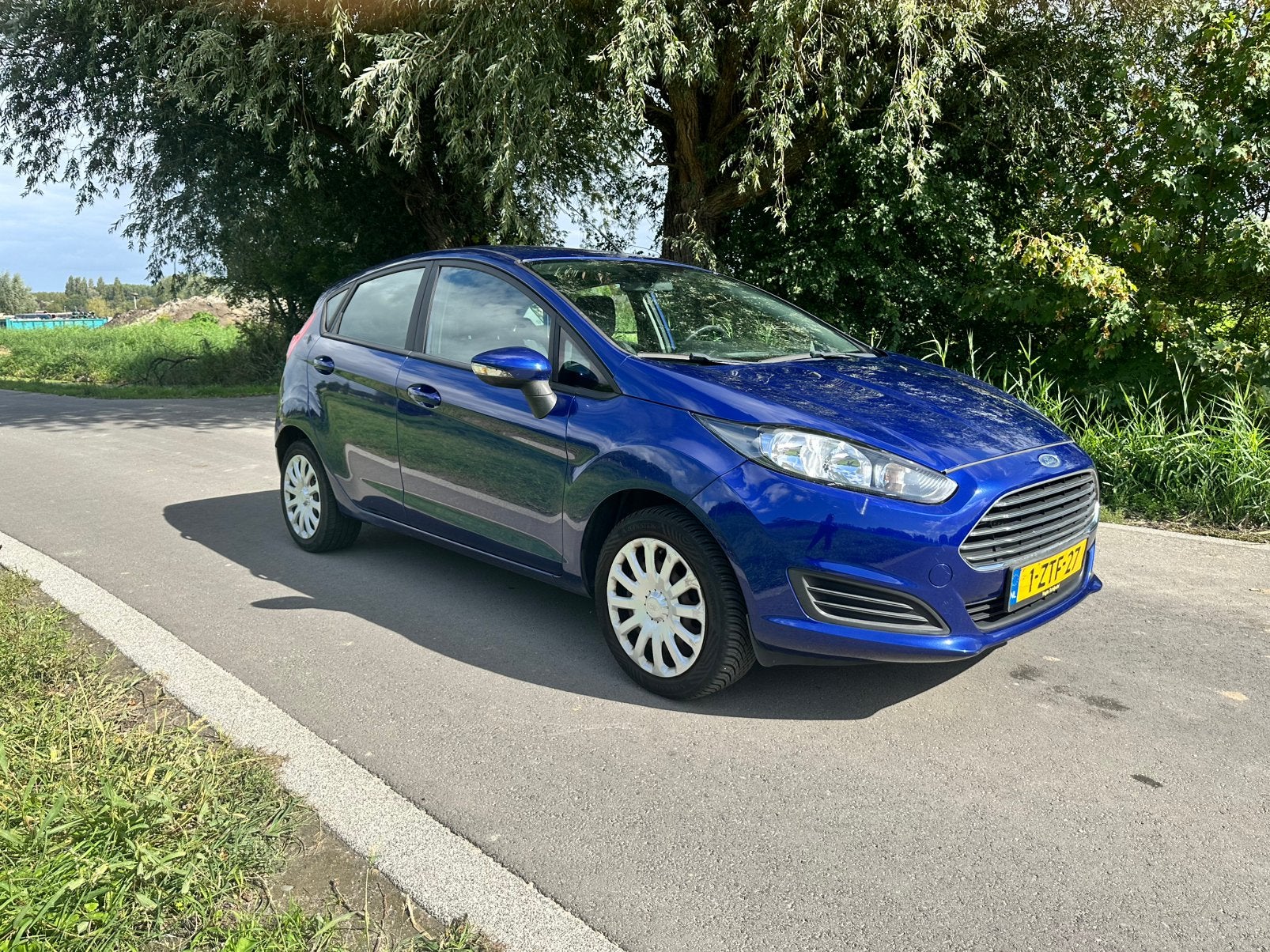 Ford Fiësta 1.0 65PK 5D 2015 Blauw APK=NEW DRIEM VV141K airc, 40 €/maand, 525 kg, Blauw, 23 km/l