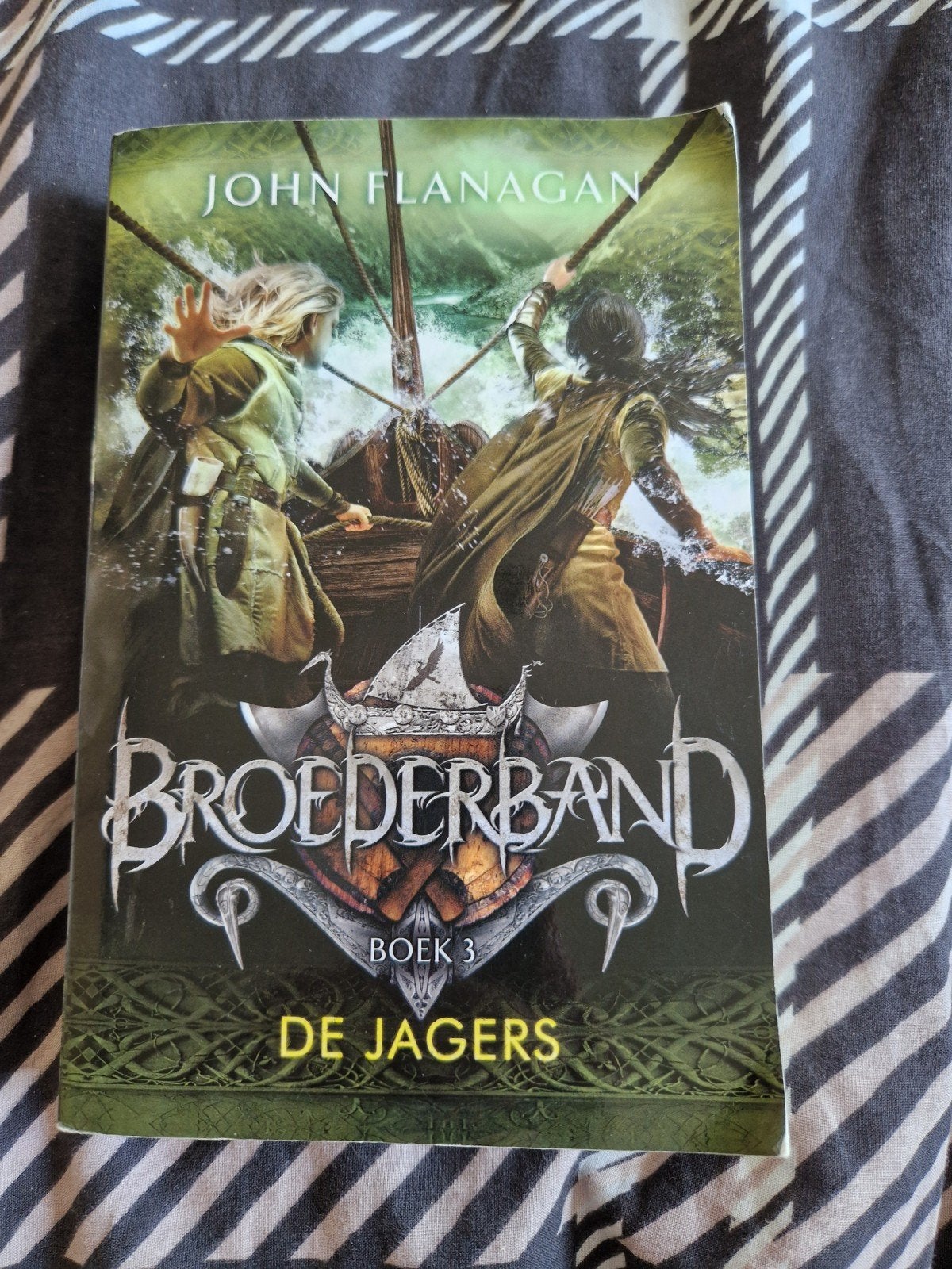 Broederband boek 3 De jagers John Flanagan, Ophalen of Verzenden, Gelezen, John Flanagan, Fictie