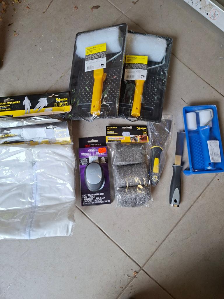 Verfbenodigdheden: Rollers, kwasten, overalls en meer, Ophalen of Verzenden