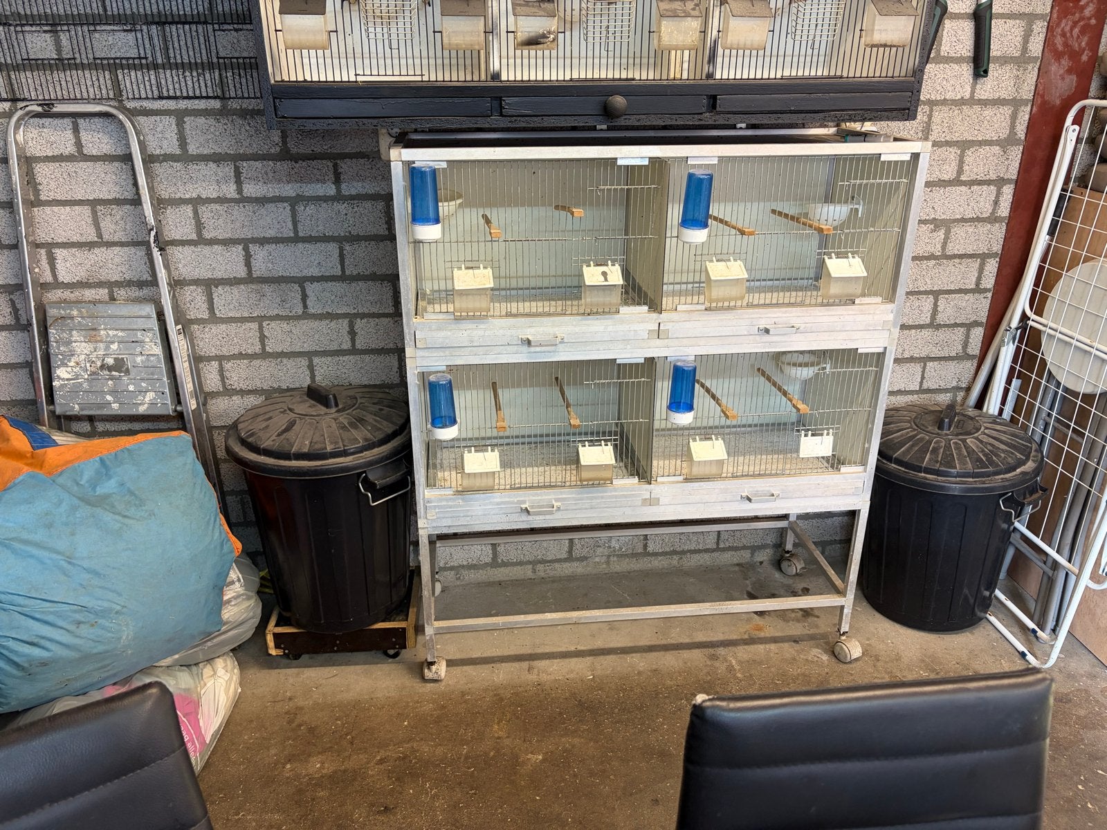 Tekoop mooie vogel hokken, Ophalen of Verzenden, Zo goed als nieuw, Aluminium, Broedkooi of Kweekkooi