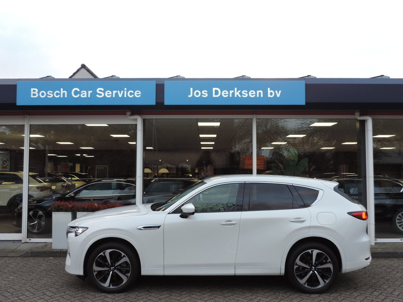Mazda CX-60 2.5 e-SkyActiv PHEV Takumi - Convinience Pack |, Auto's, 12 maanden, Gebruikt, Beige, 4 cilinders