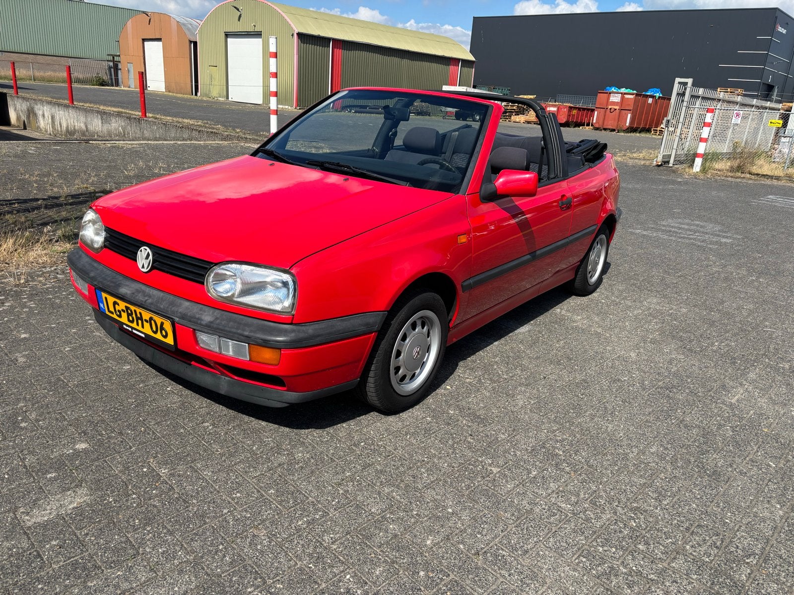 Volkswagen Golf 1.8 Cabriolet E2 1995 Rood, Voorwielaandrijving, 74 pk, 4 cilinders, Cabriolet