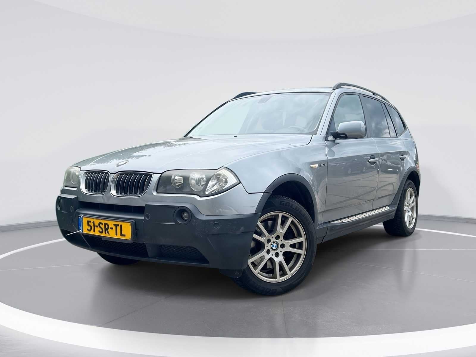 BMW X3 2.0i Executive | 51-SR-TL, 4 cilinders, Bedrijf, Handgeschakeld, Vierwielaandrijving