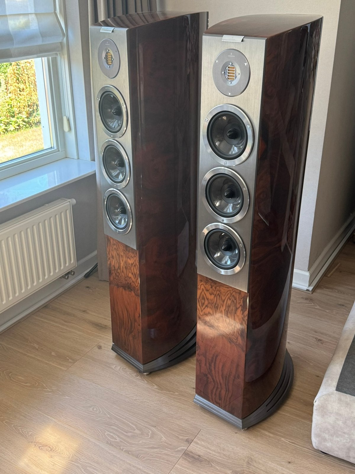 Audiovector r8, Zo goed als nieuw, X, 120 watt of meer, Front, Rear of Stereo speakers