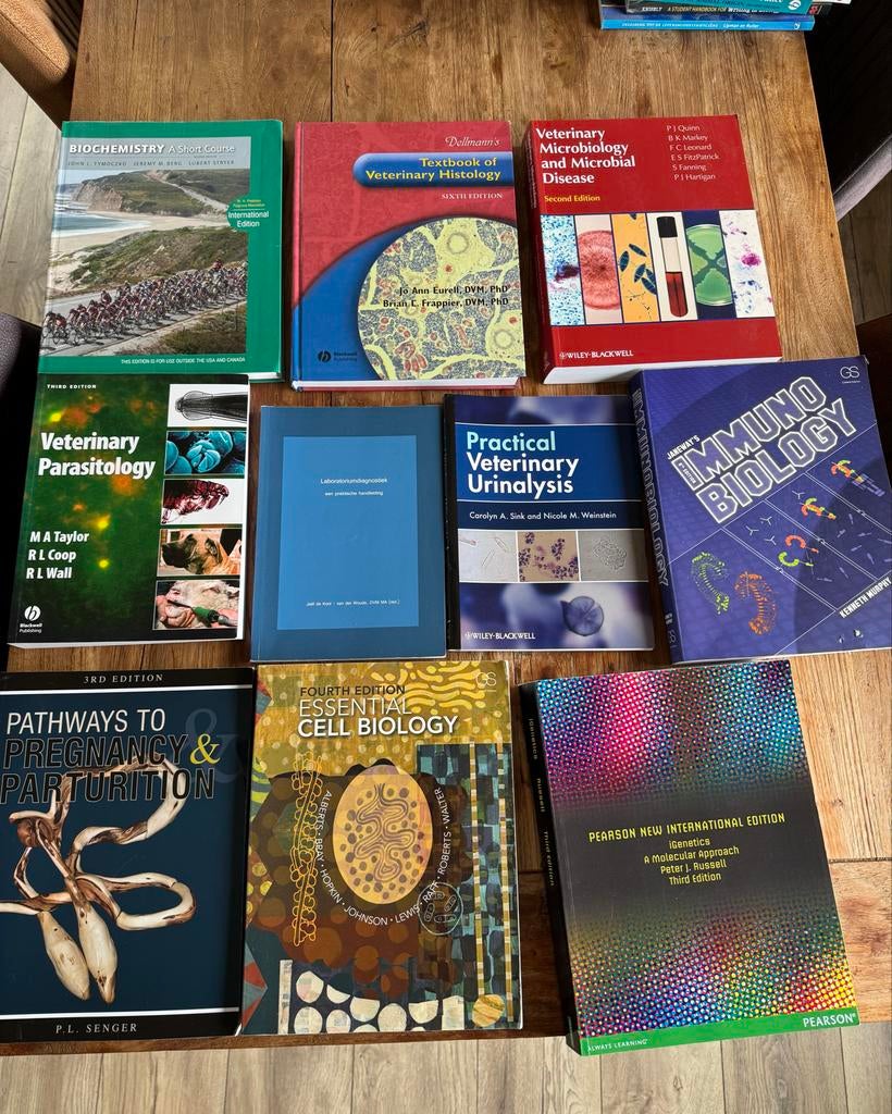 Diergeneeskunde Boeken - Zo goed als nieuw, Boeken, Studieboeken en Cursussen, Ophalen of Verzenden, Beta, Zo goed als nieuw
