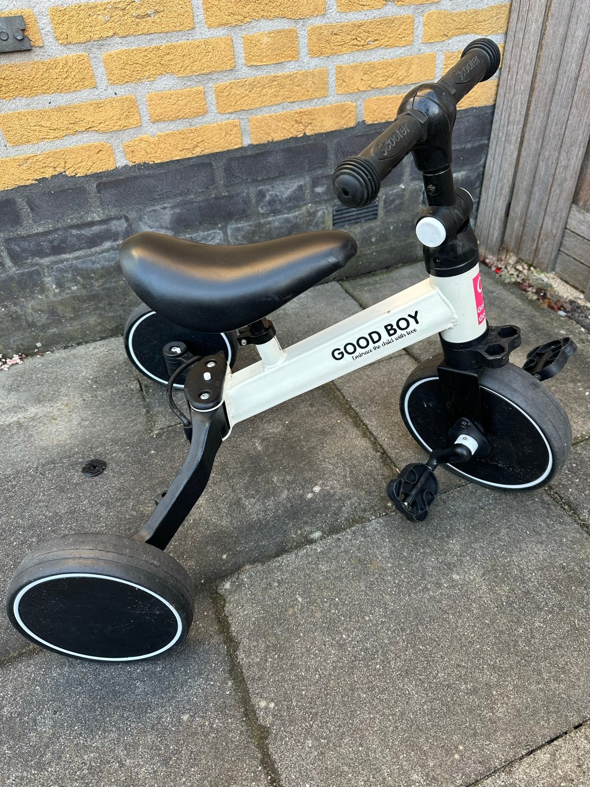 Loopfiets/driewieler 2-in-1 'Good Boy Good Girl', Fietsen en Brommers, Ophalen, Zo goed als nieuw, Velgrem, Minder dan 16 inch