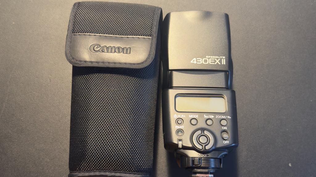 Canon, Ophalen of Verzenden, Zo goed als nieuw, Canon, Kantelbaar