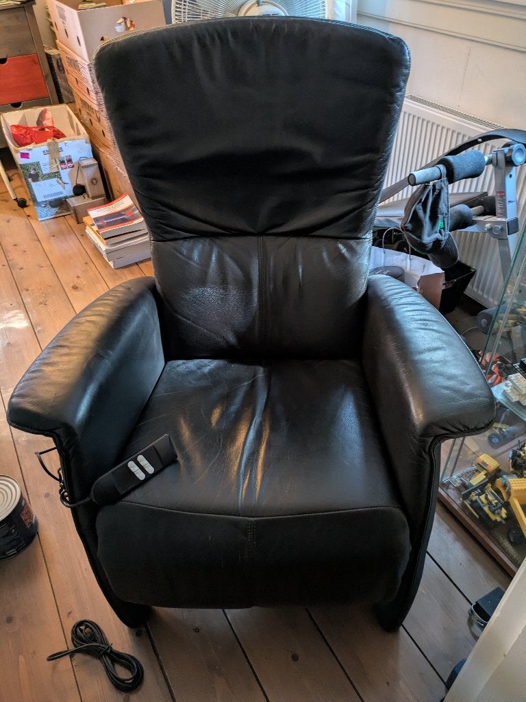 Fauteuil, luie stoel of leunstoel, Ophalen, Gebruikt, Kunststof, Zwart