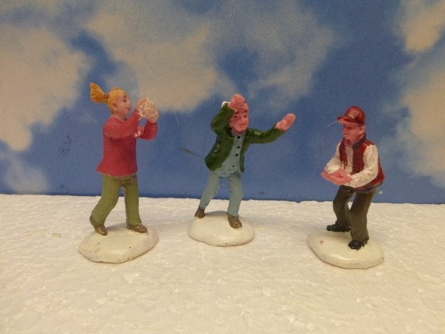 lemax snowball fight kerstdorp poppetjes figurines beeldjes, Ophalen of Verzenden, Zo goed als nieuw