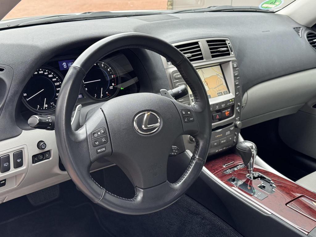 Lexus IS 250 Luxury V6 YOUNGTIMER NIEUWSTAAT Xenon MarkLevin, Auto's, Lexus, Automaat, Achterwielaandrijving, Gebruikt, 1535 kg
