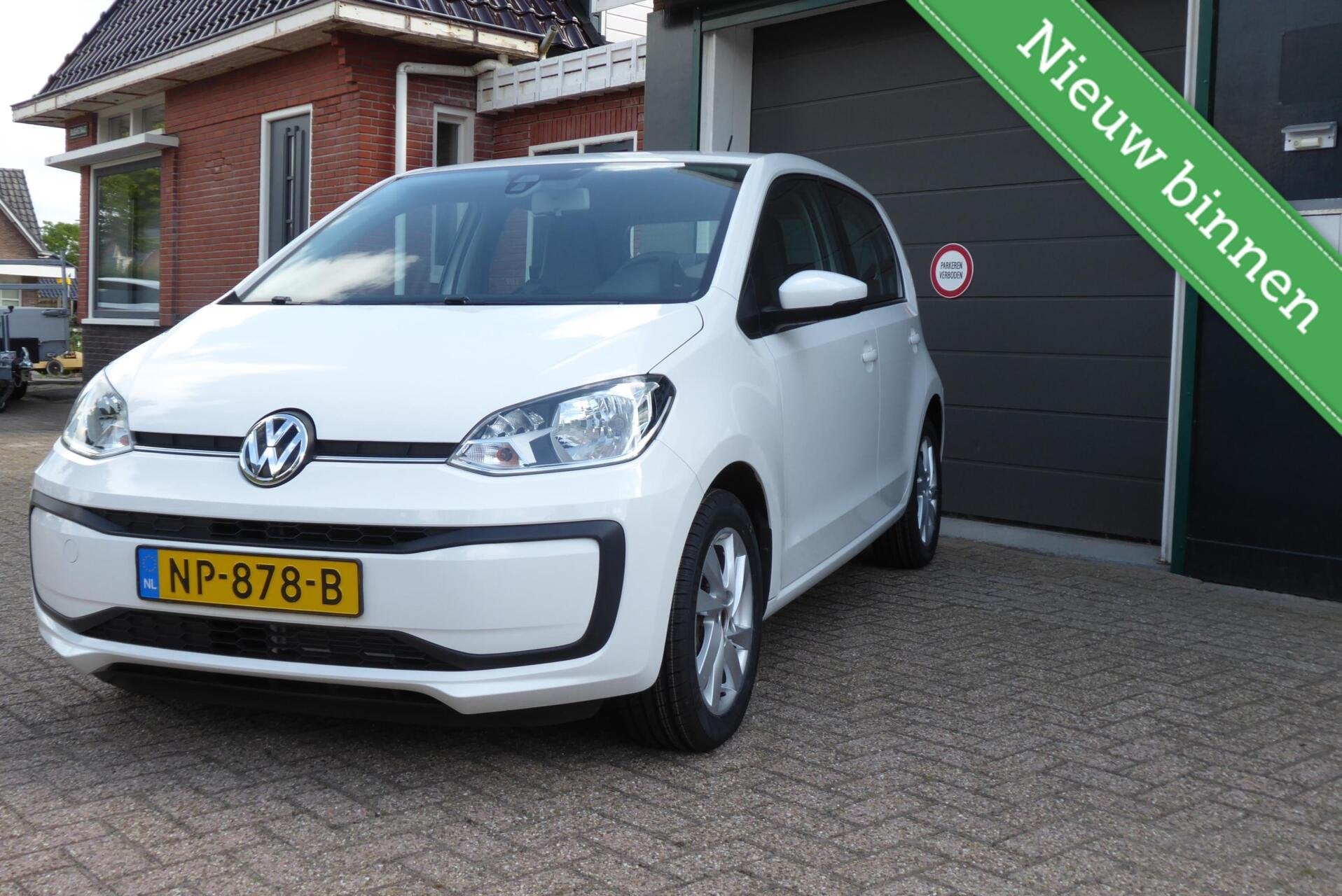 Volkswagen Up! 1.0 BMT move up!, 2017, DAB Radio, 144.899 KM, Auto's, Volkswagen, Voorwielaandrijving, Stof, Gebruikt, Start-stop-systeem