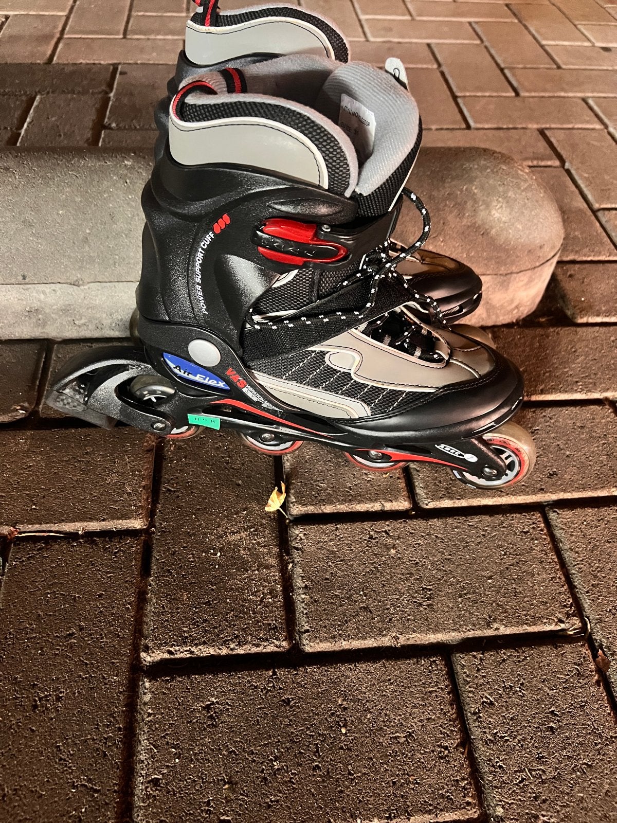 Inline skates met bescherming - Maat 42, 39 en 35-38, Sport en Fitness, Overige merken, Gebruikt, Ophalen of Verzenden, Inline skates 4 wielen
