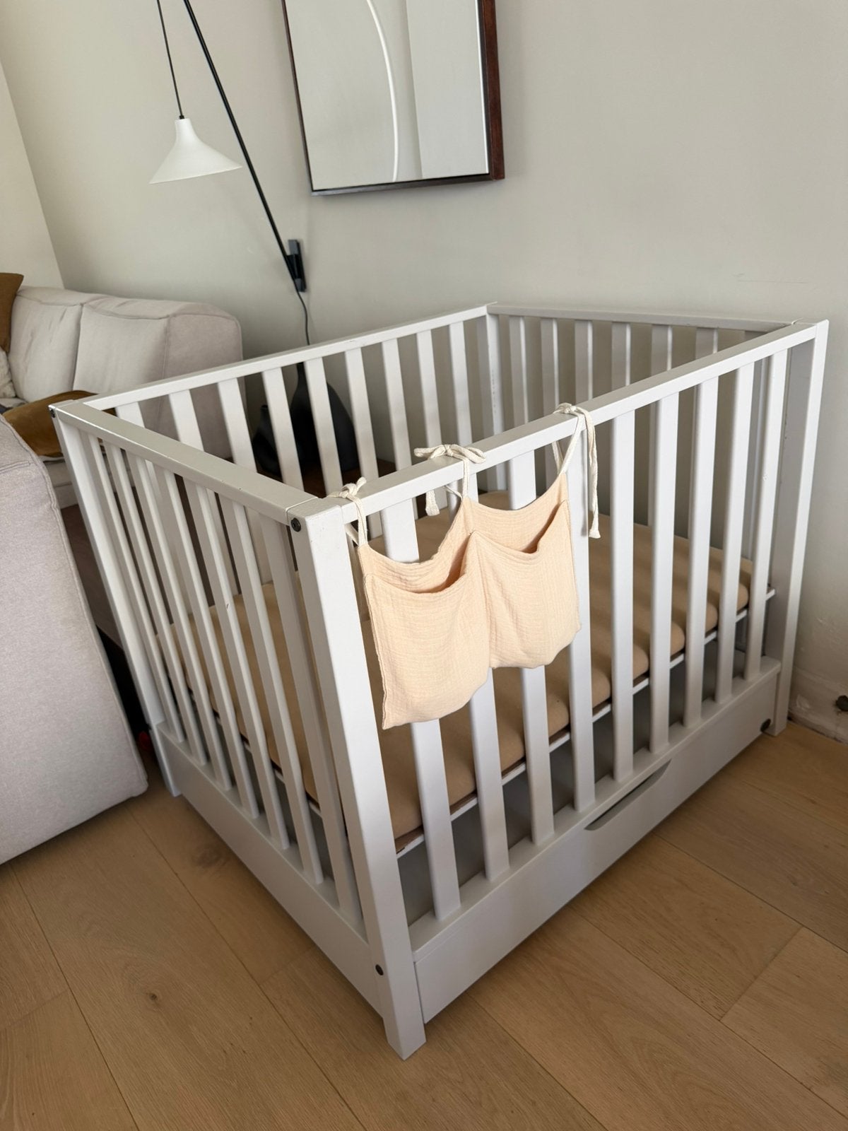 TWF Box Sam met lade + matras, clay/beige, Kinderen en Baby's, Boxen, Gebruikt, Rechthoekig, In hoogte verstelbaar, Boxkleed, Lade