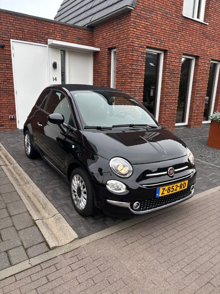 Fiat 500 1.0 70pk Hybrid 2024 Zwart, Auto's, Stof, 40 €/maand, Zwart, 4 stoelen