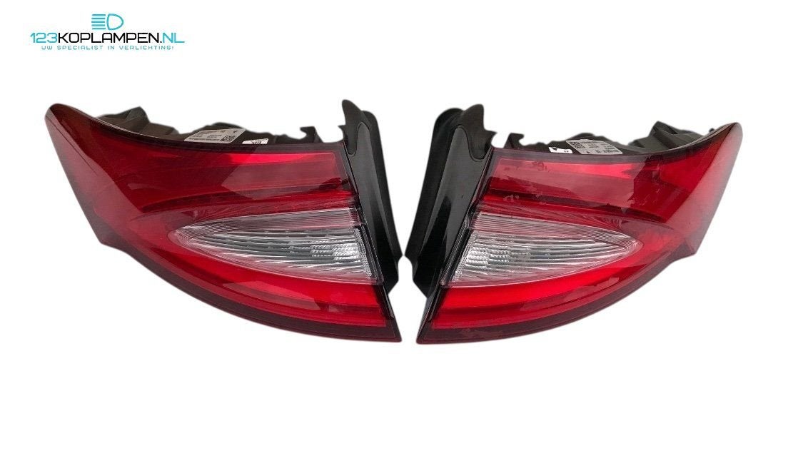 Maserati Levante M161 achterlichten LED links rechts