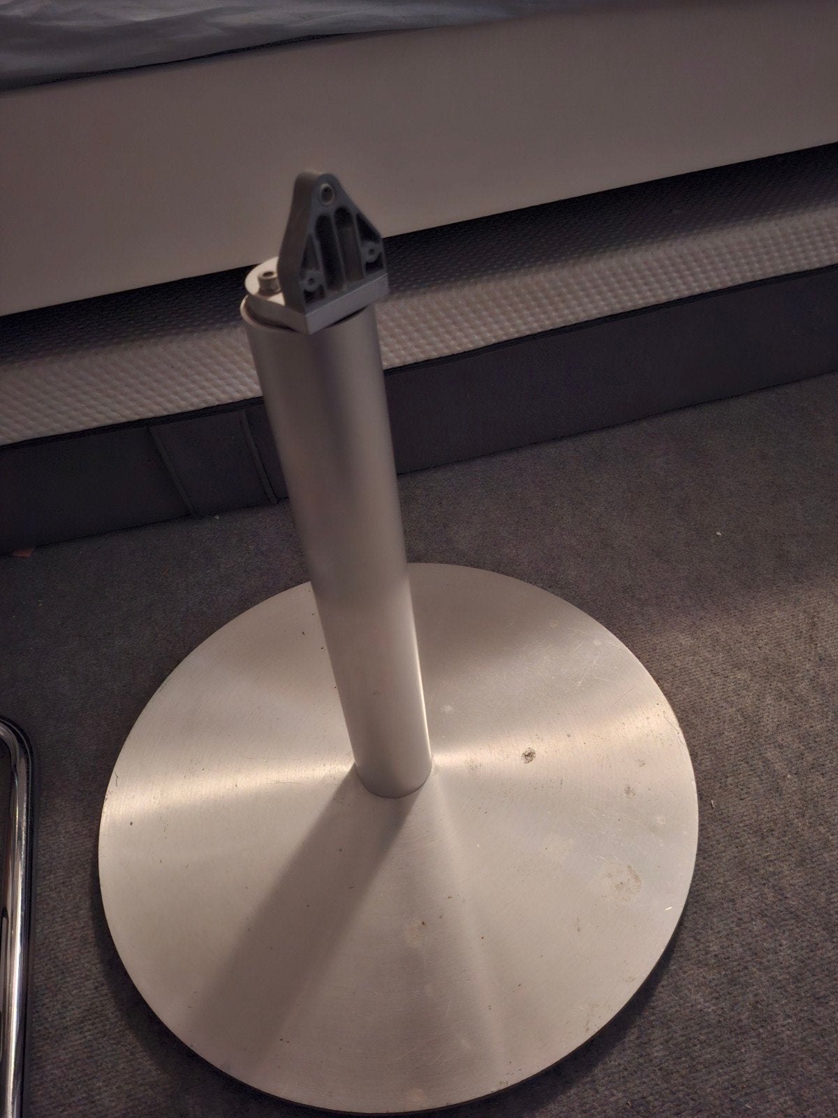 Standaard voor Loewe TV, Ophalen, Rechthoekig