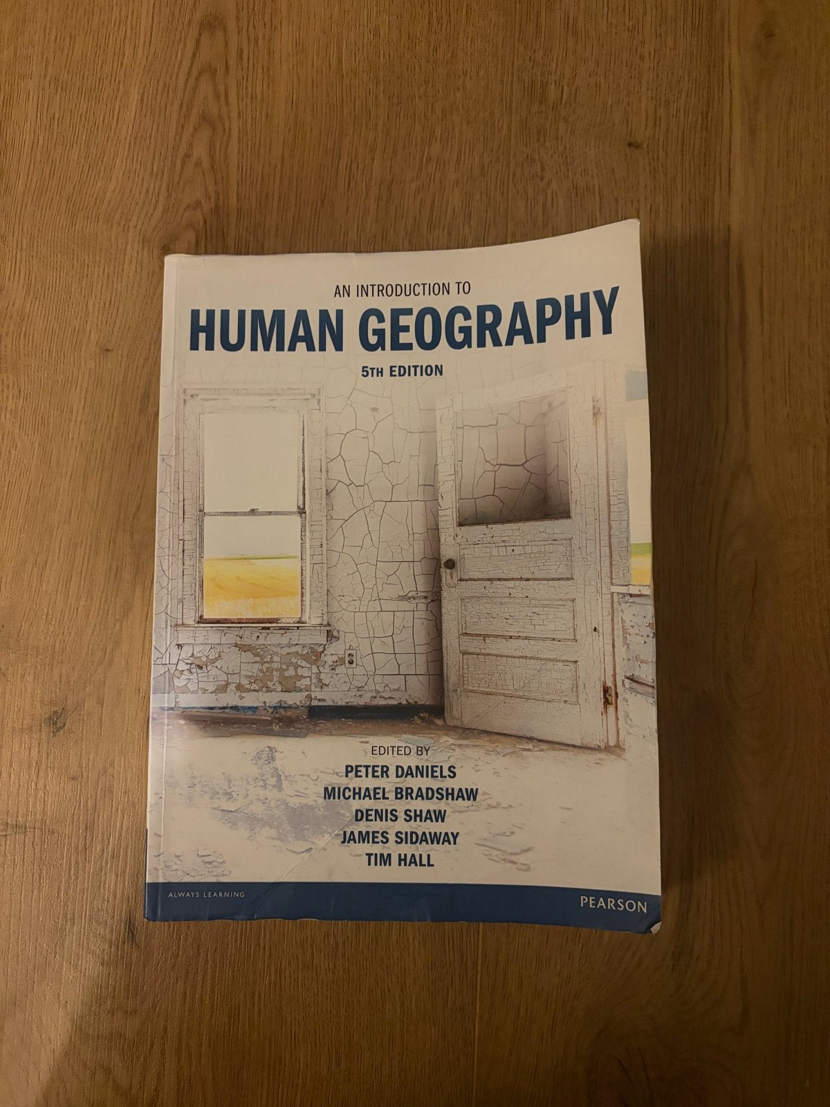 An Introduction to Human Geography - 5th Edition, Ophalen of Verzenden, Gamma, Zo goed als nieuw, HBO