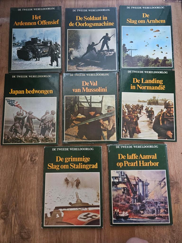 Boeken 2de wereldoorlog, Ophalen, Overige soorten, Nederland, Boek of Tijdschrift