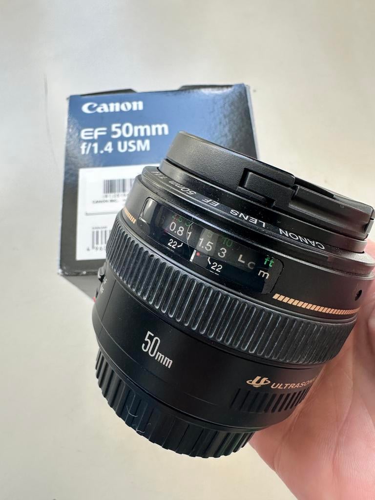 Canon EF 50mm prime lens f1/1.4, Ophalen of Verzenden, Zo goed als nieuw, Standaardlens