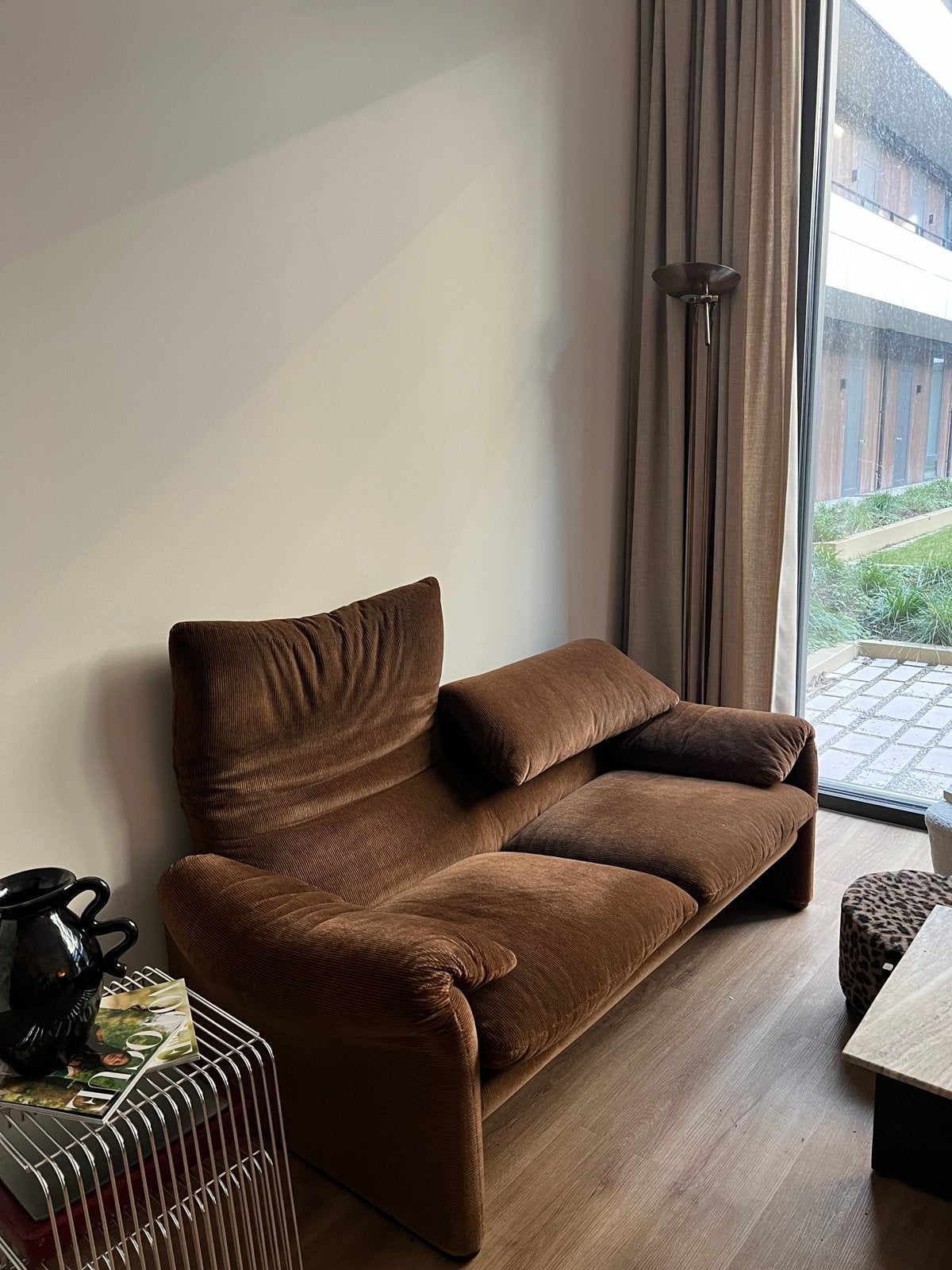 Cassina Maralunga 2-zitsbank - Donkerbruin, Ophalen, Gebruikt, 150 tot 200 cm, Tweepersoons