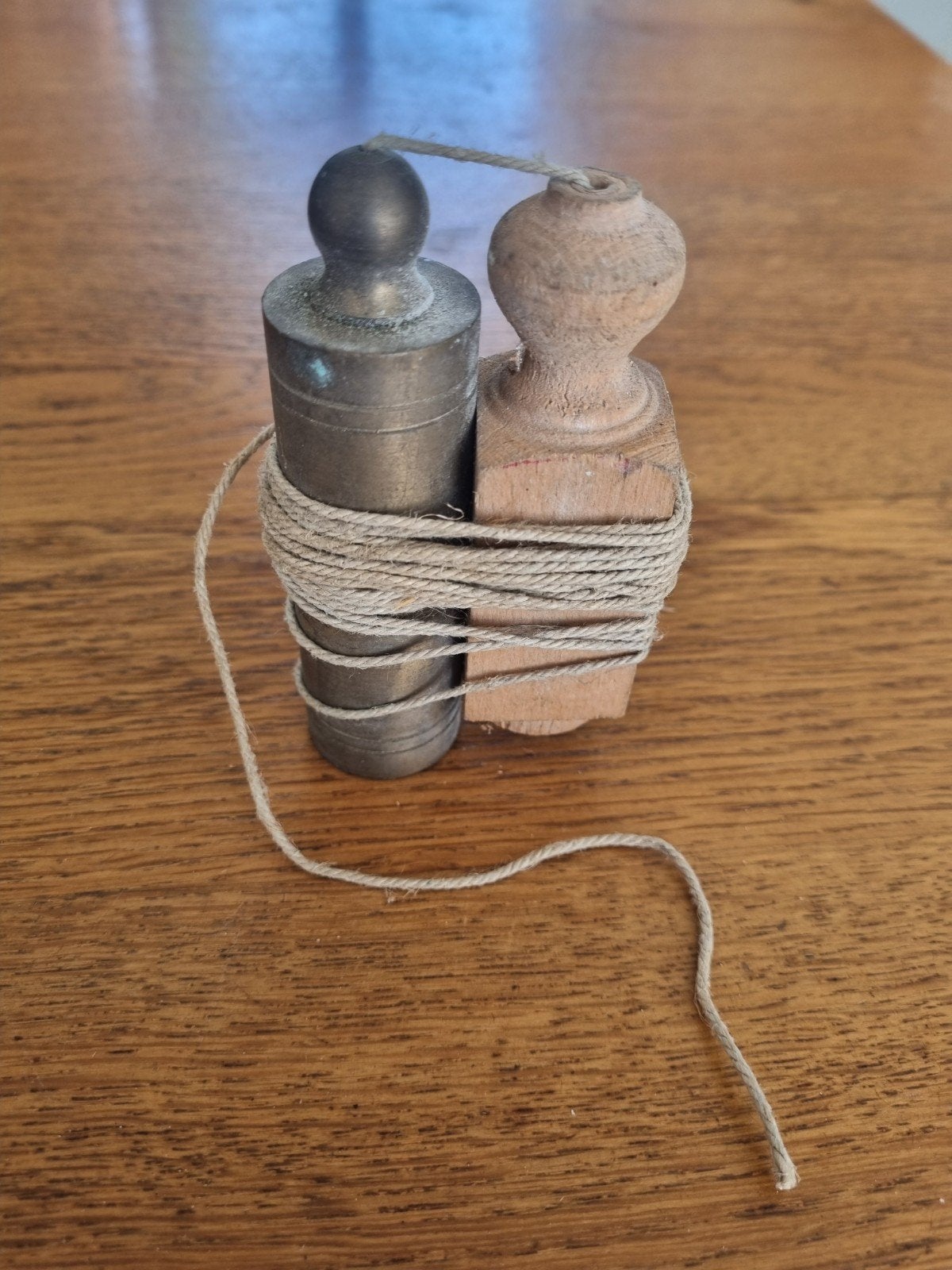Antieke schietlood met houten en messing gewicht, Ophalen of Verzenden