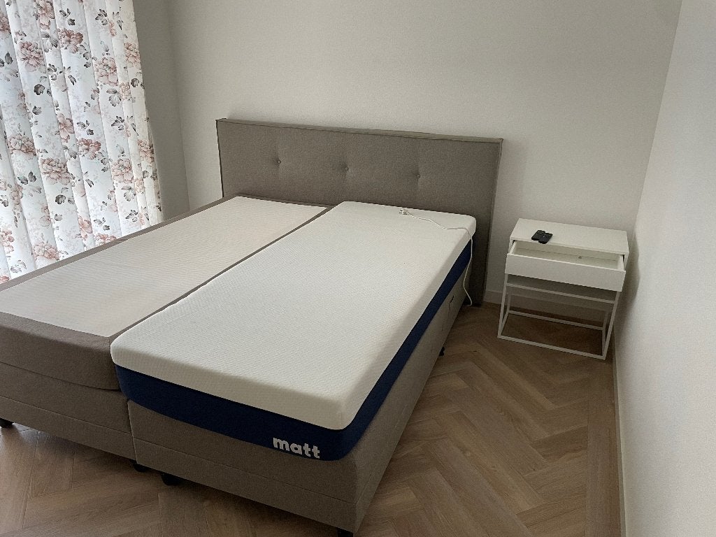 Electrisch verstelbaar bed, Huis en Inrichting, Ophalen, Verstelbaar, Modern, landelijk, Bruin