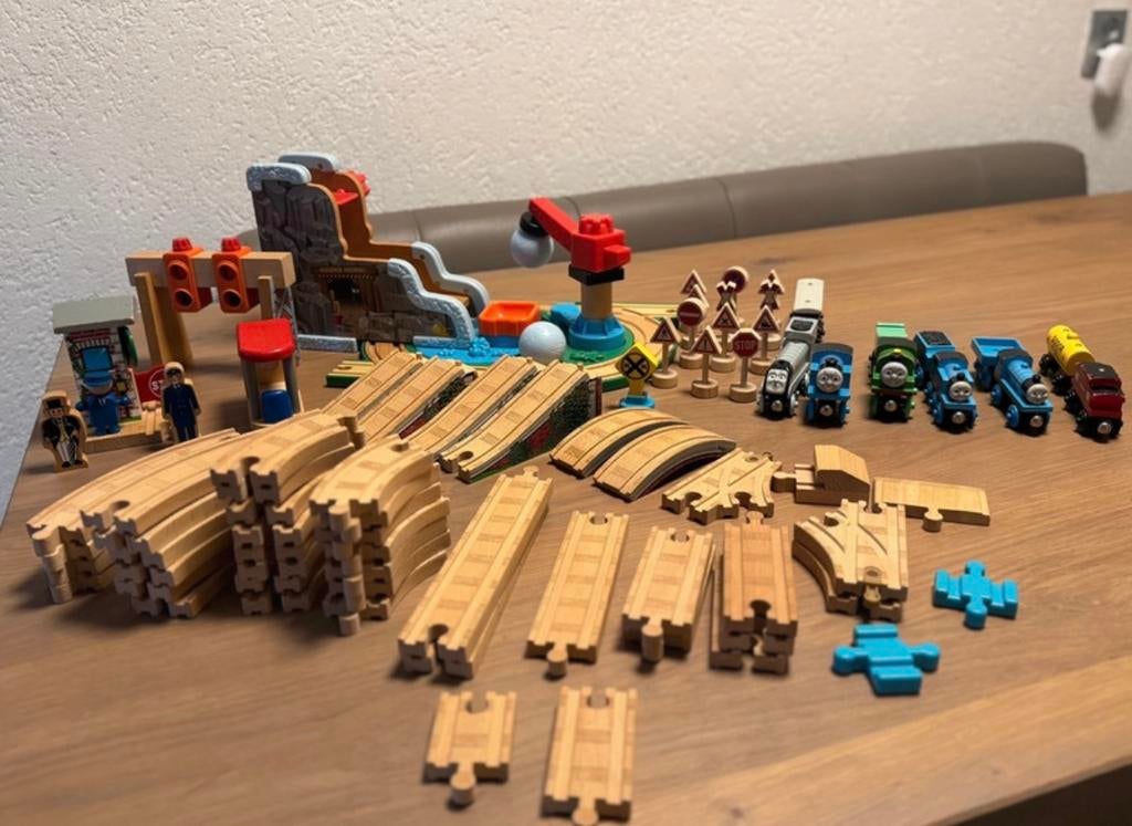 Grote Thomas de Trein houten spoorbaan set met accessoires, Ophalen of Verzenden, Zo goed als nieuw