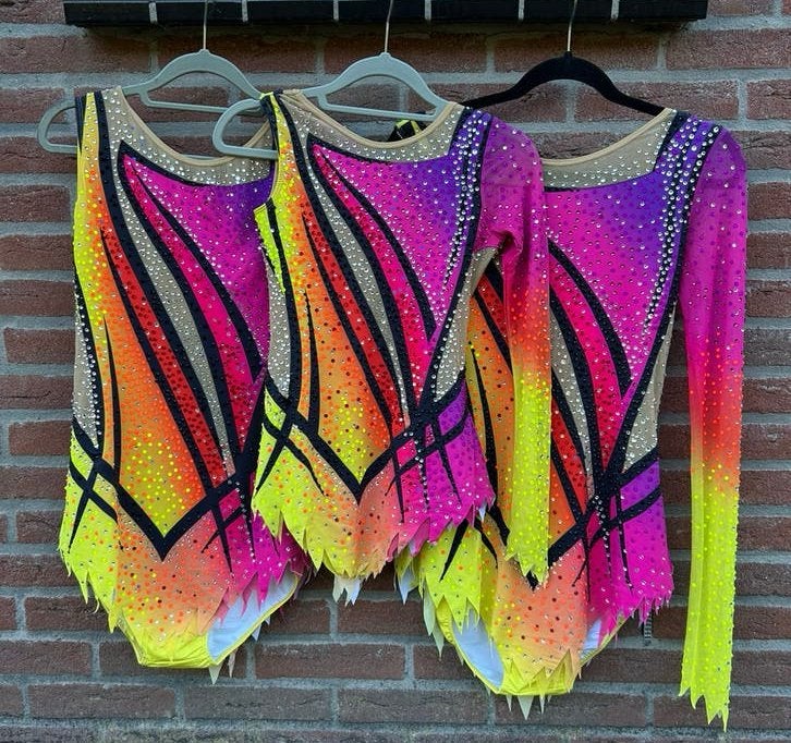 Acro pakjes trio, Kindermaat 146 t/m 176, Ophalen of Verzenden, Zo goed als nieuw, Turnpak(je)