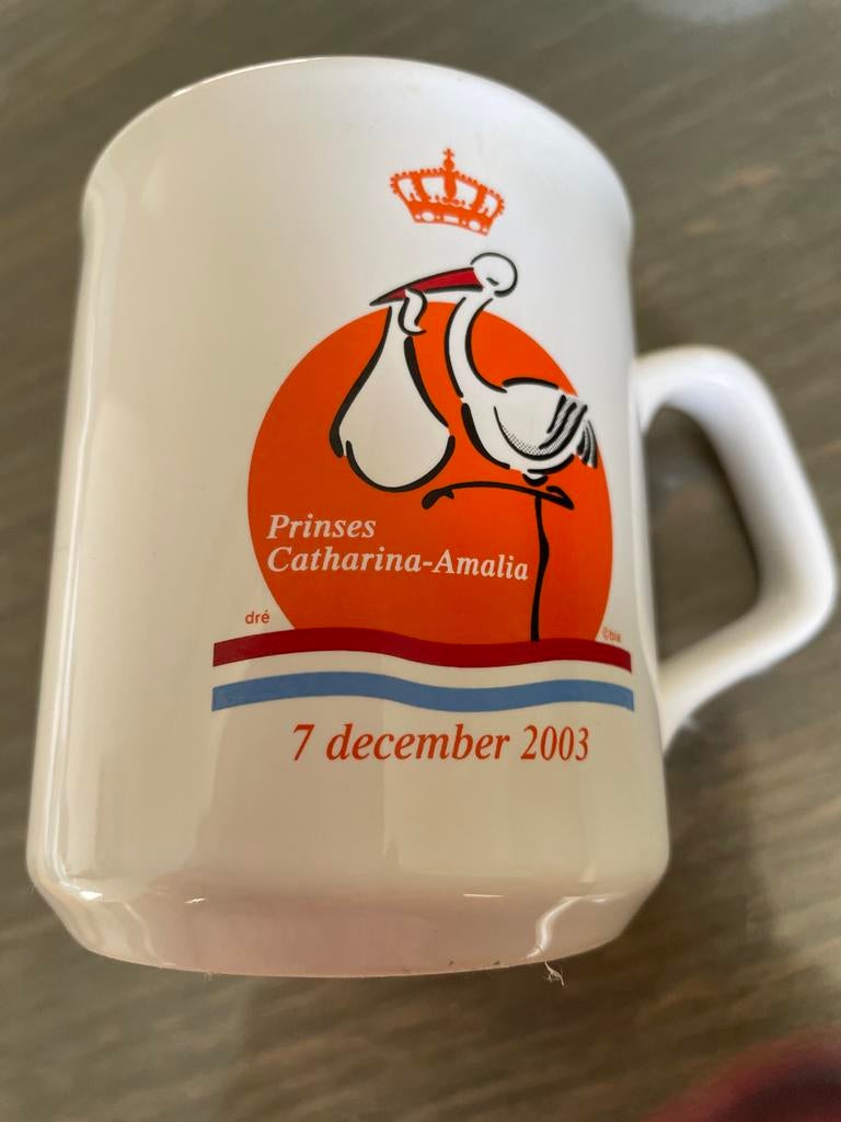 Prinses Amalia geboortebeker - Gemeente Tholen, Ophalen of Verzenden, Zo goed als nieuw, Nederland, Servies