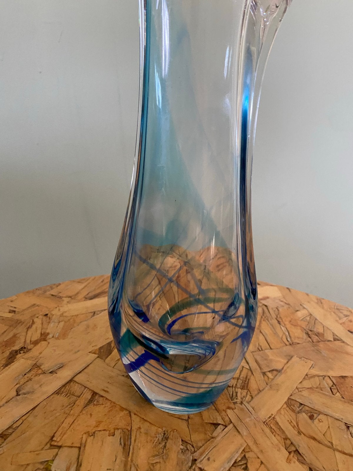 Vintage glazen vaas met blauwe swirl, Ophalen of Verzenden