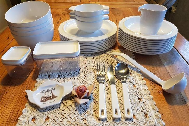 Nog 23 delen wit Mepal kampeer servies, MEPAL ROSTI, Gebruikt, -, -, Ophalen of Verzenden