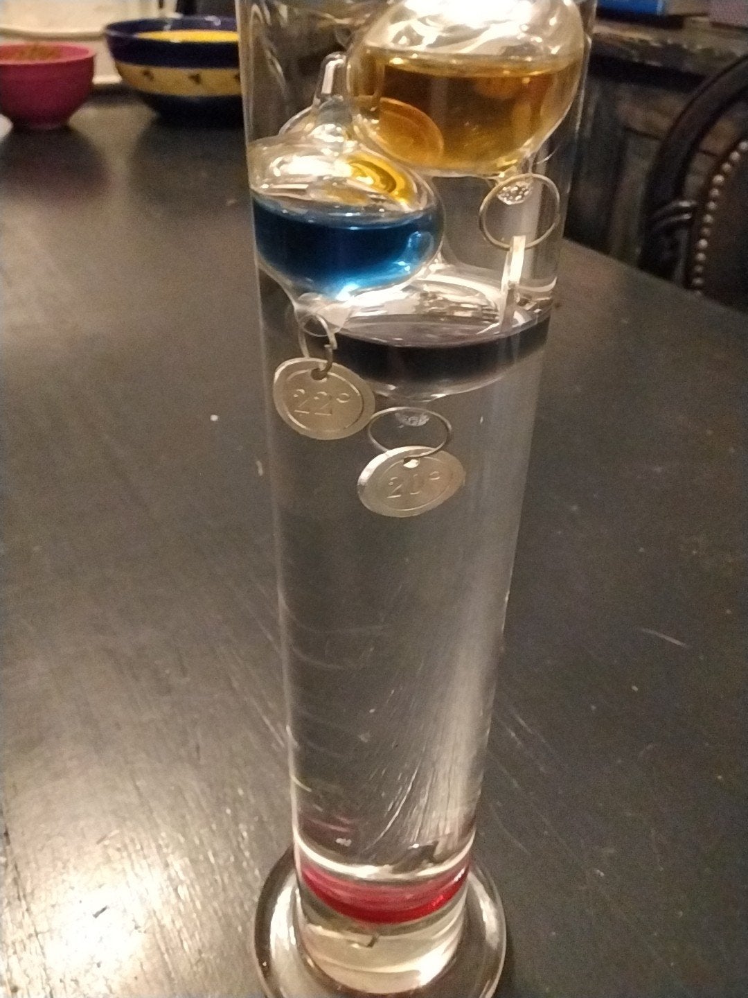 Galileo thermometer - Decoratieve en functionele blikvanger, Glas, Ophalen of Verzenden, Zo goed als nieuw, Overige merken