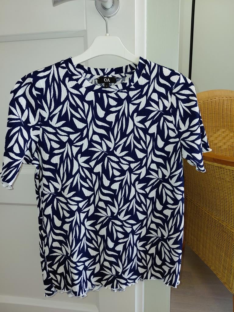 Dames shirt maat M, Kleding | Dames, Ophalen of Verzenden, Zo goed als nieuw, Korte mouw