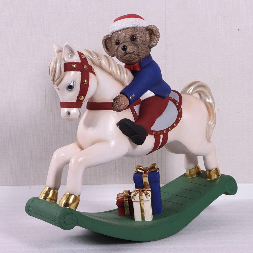 Christmas Bear on rocking horse 93 x 82 x 32 cm, Ophalen, HorecaBeelden, Nieuw, HorecaBeelden