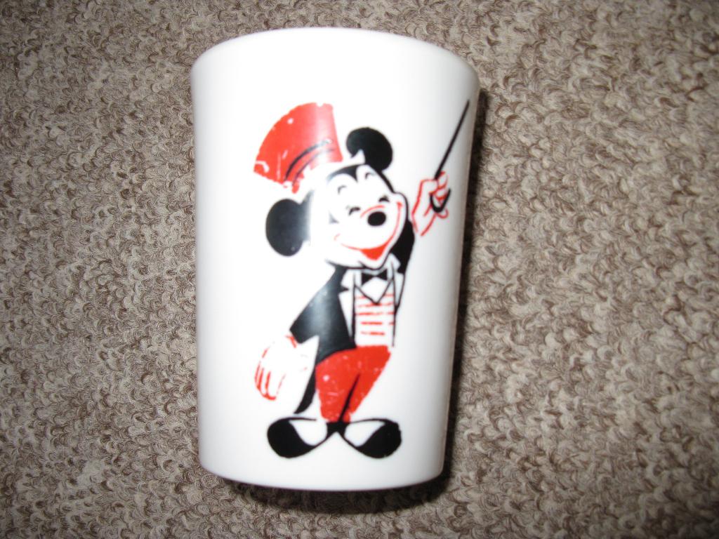Plastic beker Mickey Mouse, jaren 60., Ophalen of Verzenden, Mickey Mouse, Gebruikt, Beeldje of Figuurtje