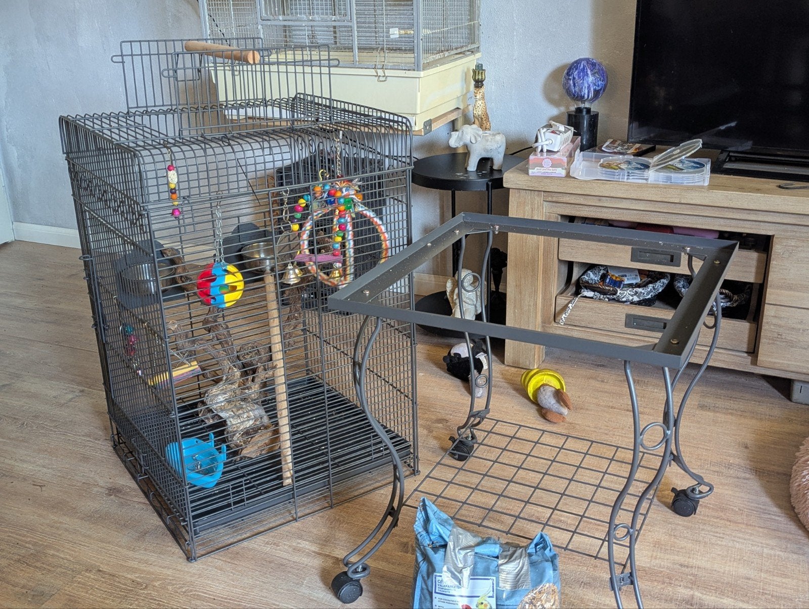 Vogelkooi nieuw. Nu, Ophalen