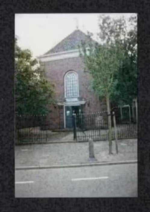 Foto Beverwijk Lutherse Kerk Jaren 80., 1980 tot heden, Foto, Ophalen of Verzenden, Zo goed als nieuw