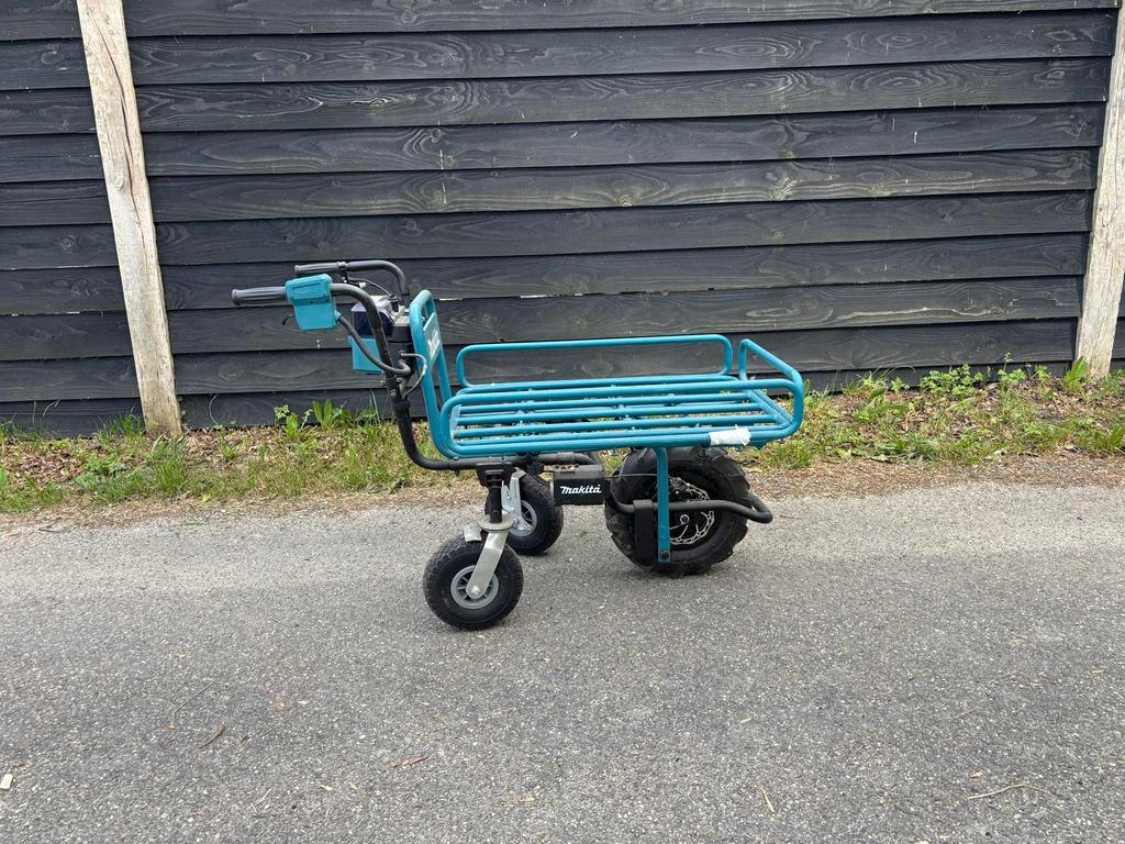 Makita 36V Elektrische Kruiwagen DUC100Z - Inclusief accu’s, Tuin en Terras, Kruiwagens, Ophalen, Gebruikt, Elektrisch, Tweewielig