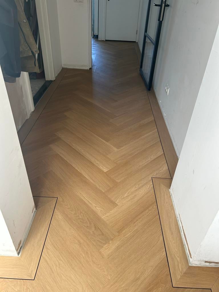 Restpartij OTIUM Hibiscus visgraat PVC vloer Dryback, Bruin, Nieuw, Ophalen of Verzenden, Minder dan 10 m²